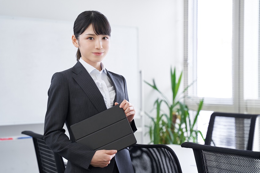 IT事務（女性）のイメージ